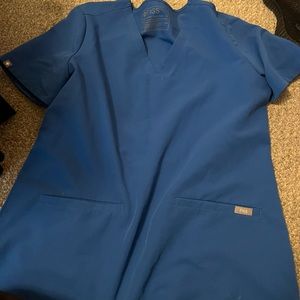 Figs - size M tall. Pants style joggers